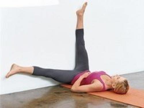 Красивый живот: легкие упражнения дома. 01