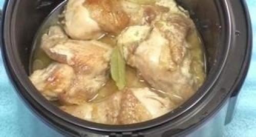 Курица в мультиварке в сметанном соусе. 06 Курица в мультиварке в сметанном соусе. 06