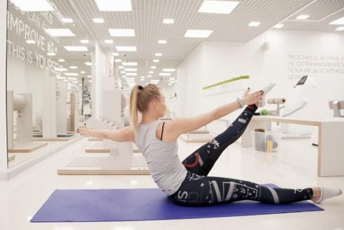 Главная задача - научиться чувствовать мышцы, работающие в тех или иных упражнениях. 05