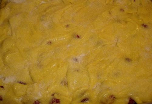 Быстрый пирог с клубникой. 05