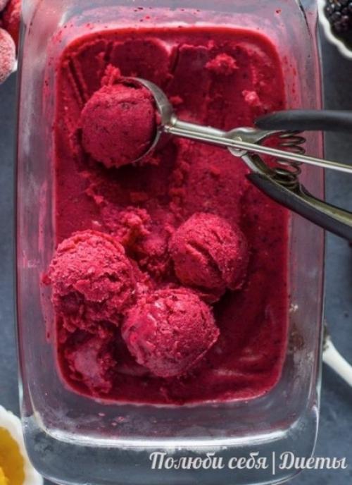Домашнее мороженое из ягод и йогурта. 01
