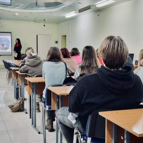 В рамах проекта Красота и Сила прошел семинар по нутрициологии для девушек, которые решили разобраться в нюансах питания. 02