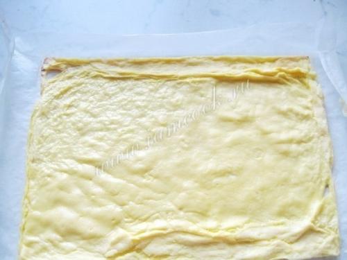 Рулет яичный с сыром и крабовыми палочками. 04 Рулет яичный с сыром и крабовыми палочками. 04