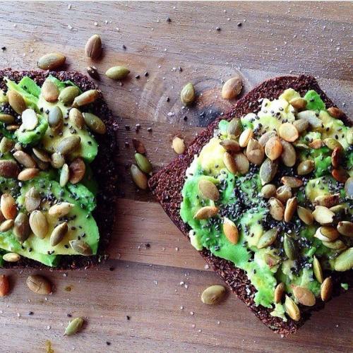 Вечерний перекус. Худеть и поддерживать себя в форме можно вкусно, не страдая от голода и не отказывая себе в гастрономических радостях. 01 Вечерний перекус. Худеть и поддерживать себя в форме можно вкусно, не страдая от голода и не отказывая себе в гастрономических радостях. 01