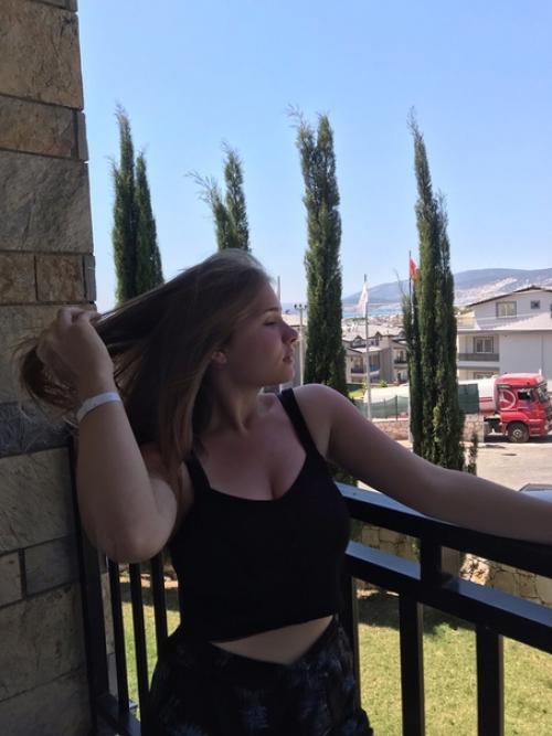 1-2 75-76 Кг. 3-6 58-59 Кг. Худела на различных диетах (питьевая, белковая, диета ABC). 04