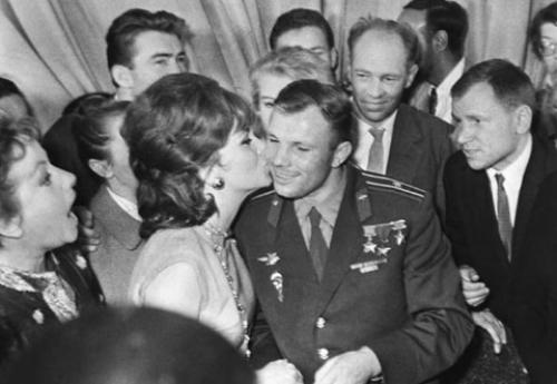 Инет. О кино. 04 Инет. О кино. 04