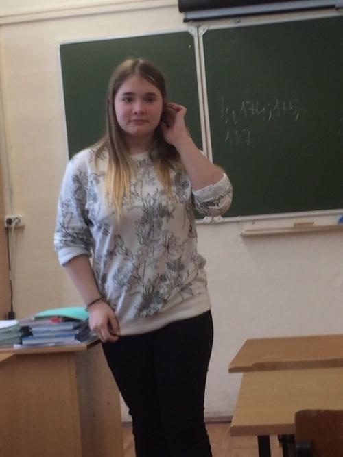 1-2 75-76 Кг. 3-6 58-59 Кг. Худела на различных диетах (питьевая, белковая, диета ABC). 01