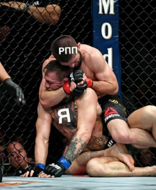 Последние дни я активно стараюсь делать все задания сквозь боль. 02