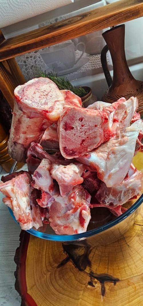 Классическим и любимым деликатесом в русской кухне является русский студень, иногда называемый холодцом или студеном по-русски. 07 Классическим и любимым деликатесом в русской кухне является русский студень, иногда называемый холодцом или студеном по-русски. 07