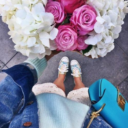 Женщина, которая считает, что наполнить ее жизнь смыслом может только мужчина, не пробовала работать. 02