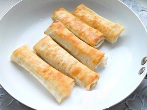 Вкусная закуска!  Лаваш, жареный с сыром! 04