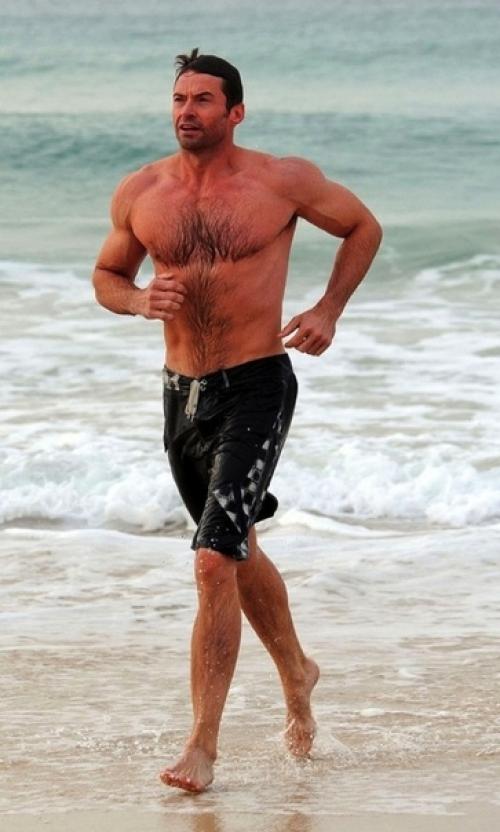 Вот в какой форме должен быть мужчина в 51 год! 03