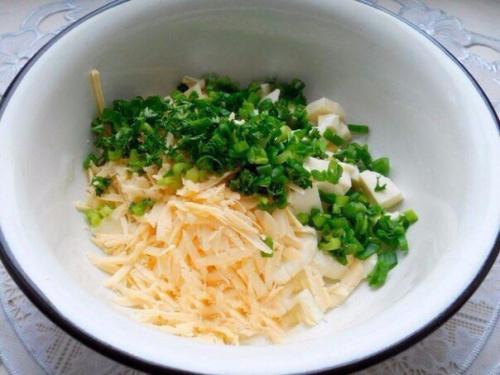 Вкусная закуска!  Лаваш, жареный с сыром! 01