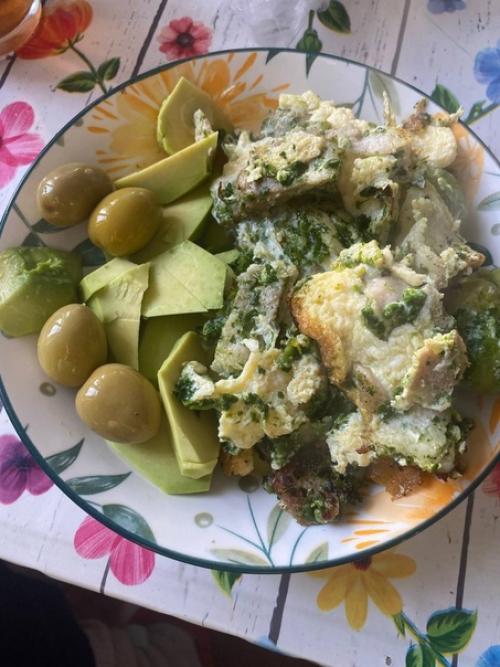 Сижу и думаю, как классно с нашими коктейлями на диете сидеть. 01 Сижу и думаю, как классно с нашими коктейлями на диете сидеть. 01