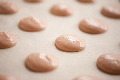 Макаруны. Макаруны или макаронс - изумительно вкусные маленькие французские пирожные и высший пилотаж кондитерского мастерства. 07 Макаруны. Макаруны или макаронс - изумительно вкусные маленькие французские пирожные и высший пилотаж кондитерского мастерства. 07