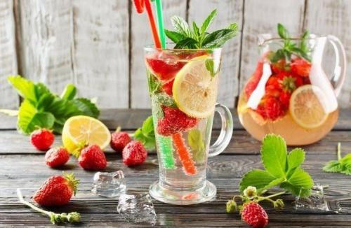 9 способов сделать питьевую воду вкуснее и полезнее? 05