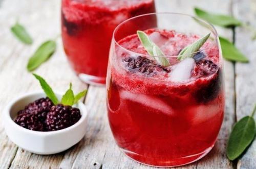 9 способов сделать питьевую воду вкуснее и полезнее? 07