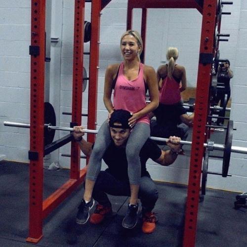 Лишь в том случае, если хочешь идти быстро - иди один. 05