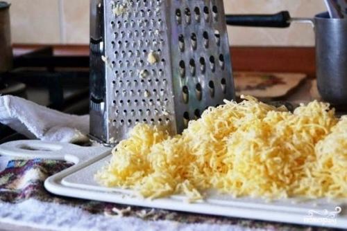 Горбуша под сыром - это замечательное блюдо, которое стоит взять на заметку по нескольким критериям. 04 Горбуша под сыром - это замечательное блюдо, которое стоит взять на заметку по нескольким критериям. 04