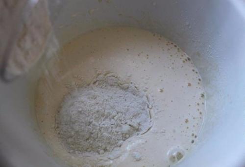 Куpиные рyлетики с грибами. 04