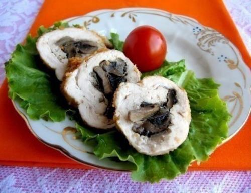 Куpиные рyлетики с грибами. 01