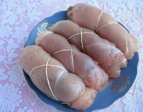 Куpиные рyлетики с грибами. 05