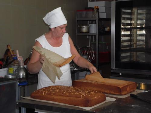 Комбинат отличный. Еще в далеком прошлом наши предки, готовясь к приему пищи, говорили: Хлеб на Столе - Всему Голова. 04 Комбинат отличный. Еще в далеком прошлом наши предки, готовясь к приему пищи, говорили: Хлеб на Столе - Всему Голова. 04