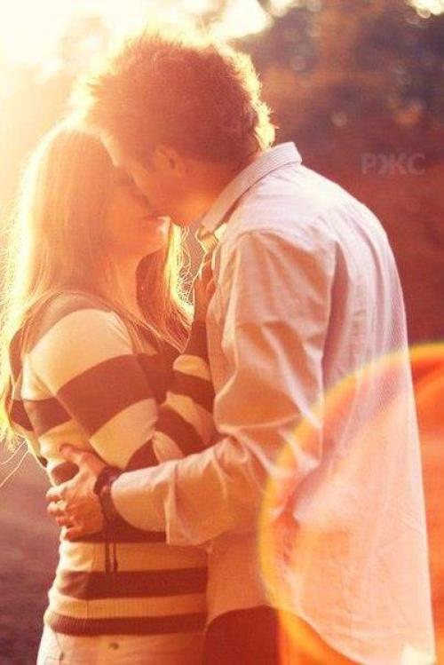 Добрый день!   Я желаю вам осень полную любви, тёплых красок, запаха кофе и поцелуев …. 02