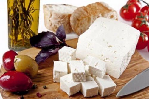 Домашняя брынза?   Взять хорошее молоко, уксус и соль. 03