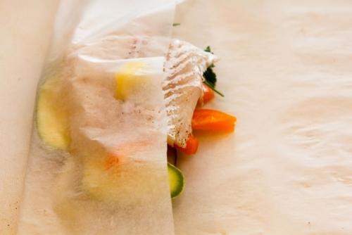 Треска, запеченная с овощами в пергаменте. 04