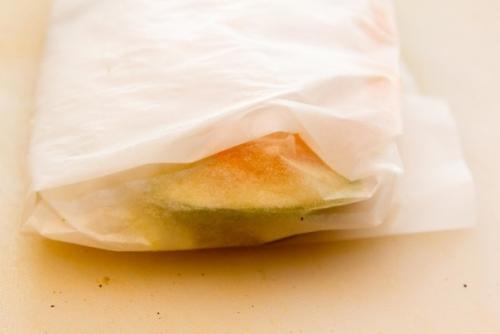 Треска, запеченная с овощами в пергаменте. 07