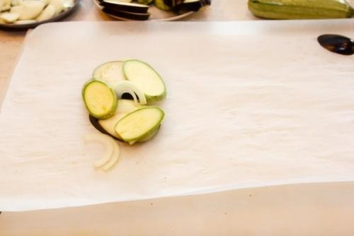 Треска, запеченная с овощами в пергаменте. 02