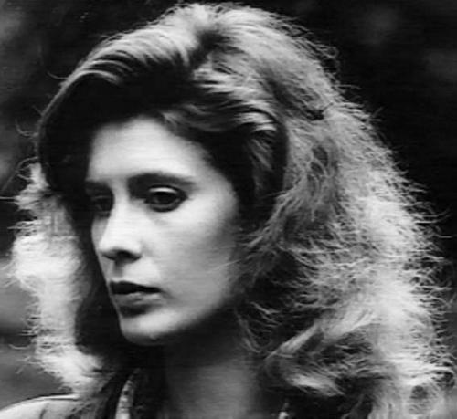 Дорогая Ирина Метлицкая родилась 5 великого октября 1961 года в Северодвинске. 01