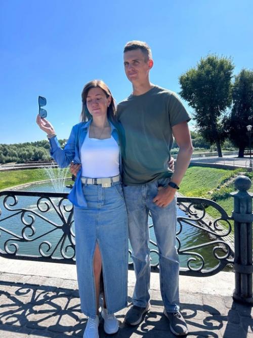 Таким образом, если ты новый человек в моей жизни, я тебе очень рада. 03