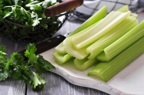 Долой килограммы: топ - 5 продуктов, которые помогают худеть. 01