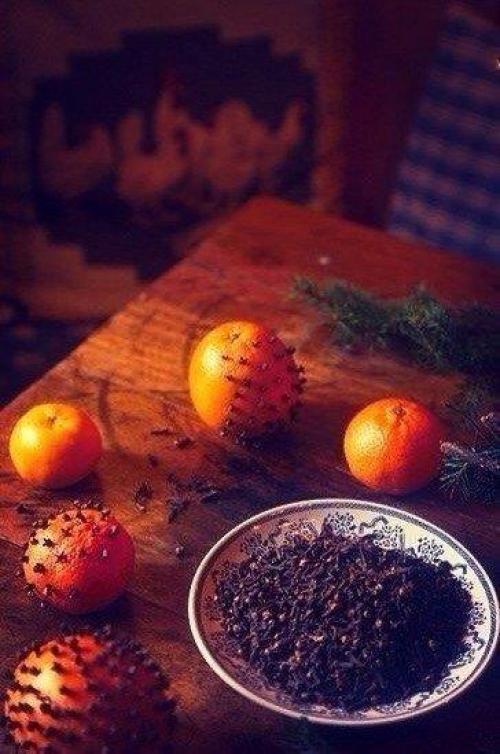 Доброе утро. В любом возрасте день должен начинаться с поцелуя и заканчиваться поцелуем. 02