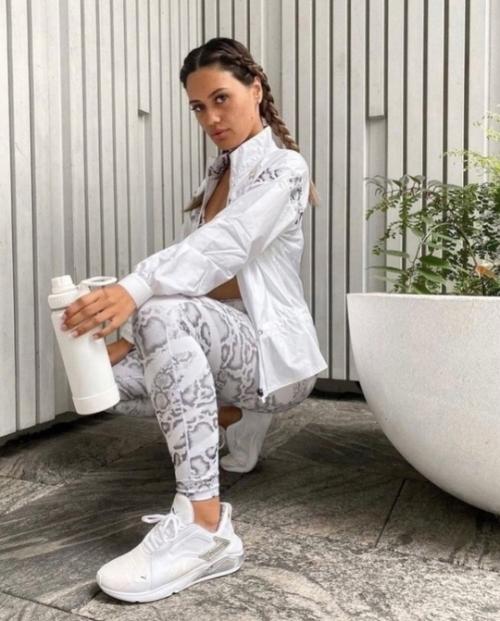 Ариана омипи похудела за 11 месяцев со 136 кг до 57 кг! 03