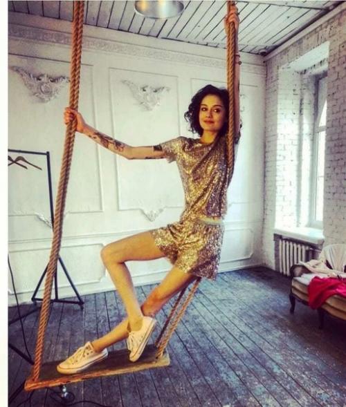 Дочь толкалиной и Кончаловского похудела на 30 кг за год. 03