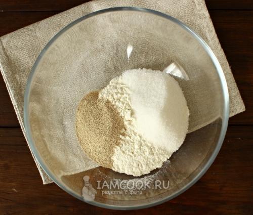 Рецепт быстрых пирожков на сухих дрожжах. Быстрое дрожжевое тесто на воде на пирожки