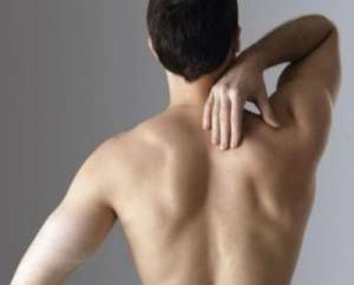 Хруст в лопатке. В чем причины хруста в лопатках?