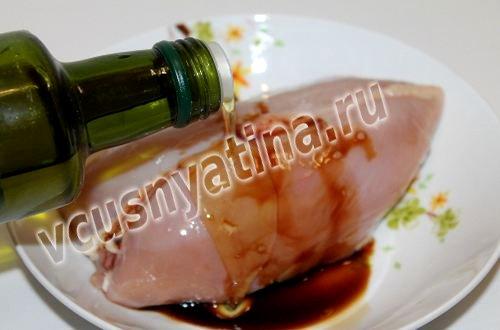 Куриная грудка в духовке диетическая калорийность. Диетическая куриная грудка в духовке