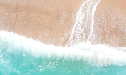 Помогает ли суставам морская вода. Чем полезна и вредна?