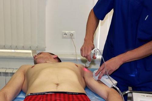 Хрустит плечевой сустав и болит. Плечевой сустав болит и хрустит 21