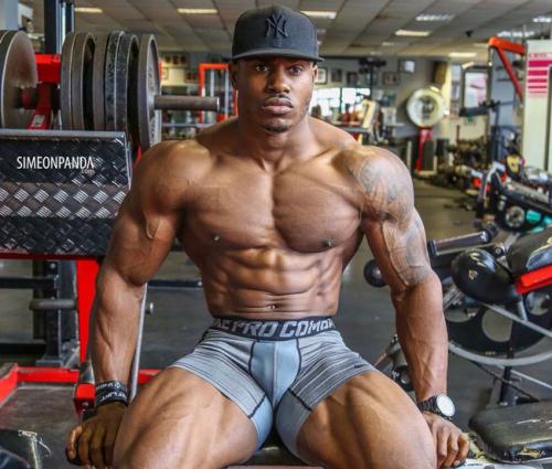 Программа тренировок на 5 дней в неделю для девушек. Кардионагрузка и заминка