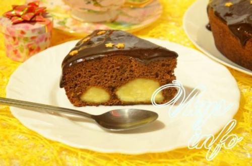 Пирог шоколадный с творожными шариками в мультиварке. Пирог с творожными шариками в мультиварке