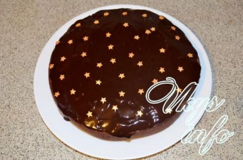 Пирог шоколадный с творожными шариками в мультиварке. Пирог с творожными шариками в мультиварке