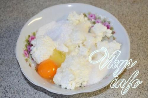 Пирог шоколадный с творожными шариками в мультиварке. Пирог с творожными шариками в мультиварке