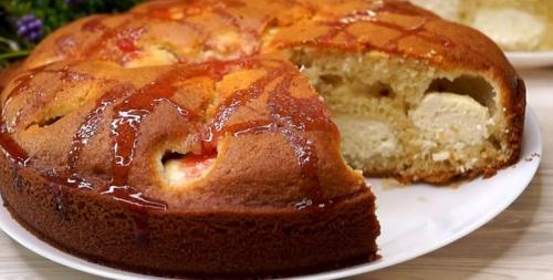 Дрожжевой пирог с творожными шариками. Пирог на кефире с творожными шариками внутри: готовлю даже на ночь глядя