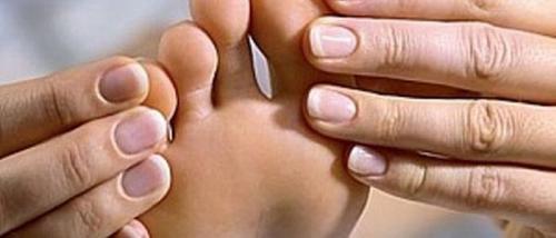 Шишка на большом пальце ноги массаж. Массаж косточки на большом пальце ноги