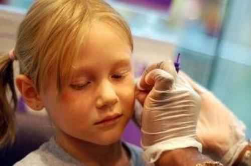 Воспаление хрящевой ткани уха. Перихондрит наружного уха 01